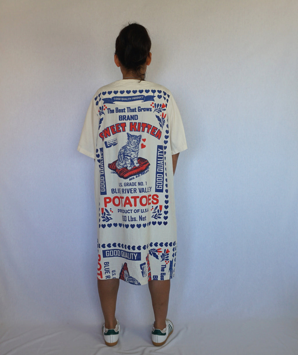 Sweet Kitten Short Sleeve Dress