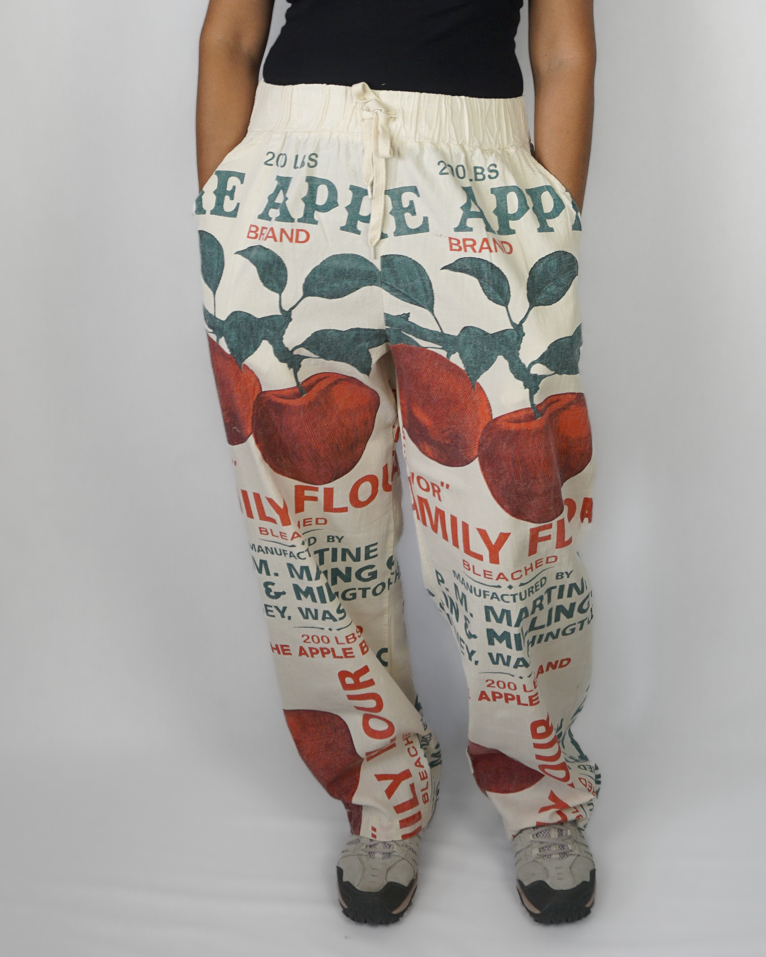 Apple straight pants